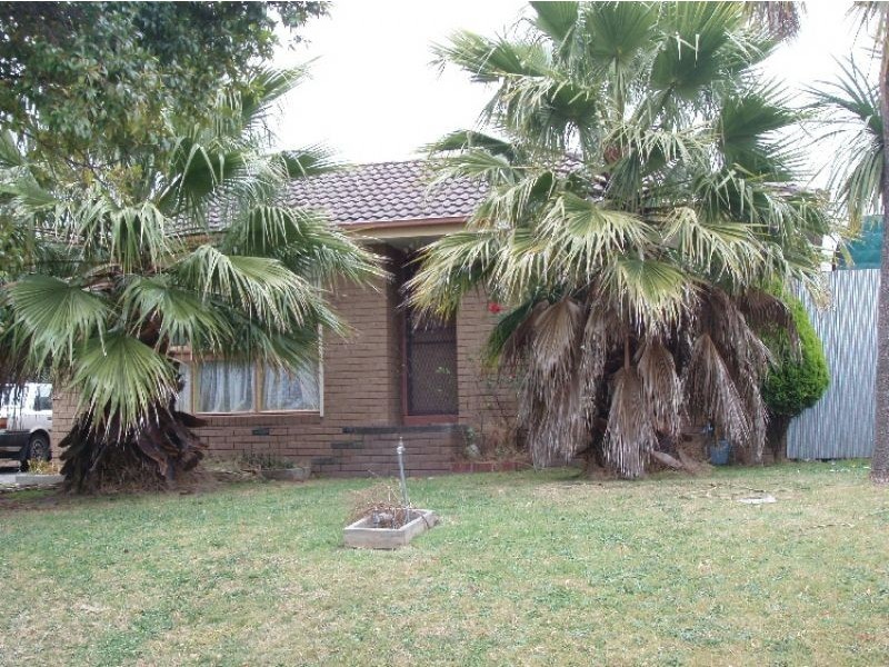 22 Crossdale Rise, Endeavour Hills VIC 3802