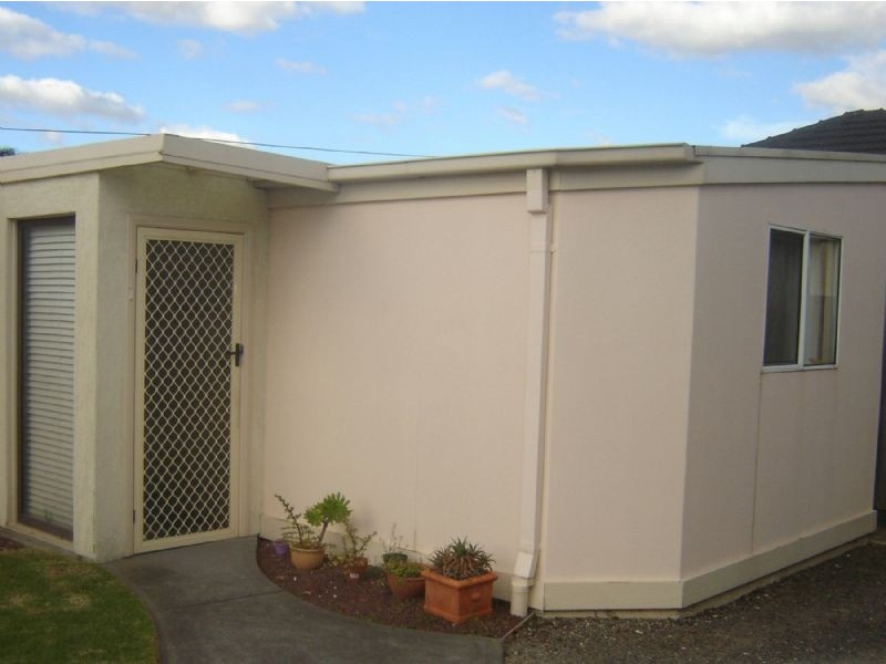 1/9 FOX STREET, Dandenong VIC 3175