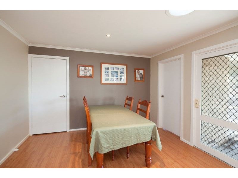 8 HARDMAN COURT, Endeavour Hills VIC 3802