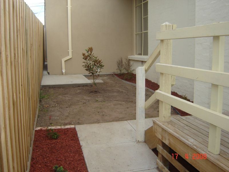 2/13 Macpherson Street, Dandenong VIC 3175