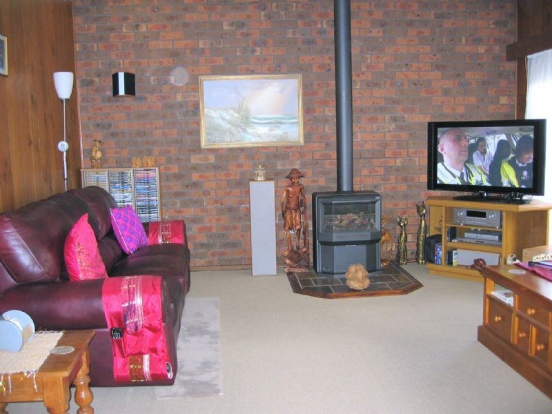 4 FROGNAL DVE, Noble Park North VIC 3174