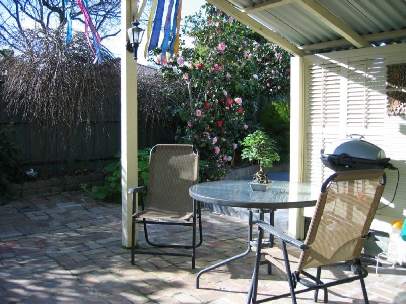 4 FROGNAL DVE, Noble Park North VIC 3174