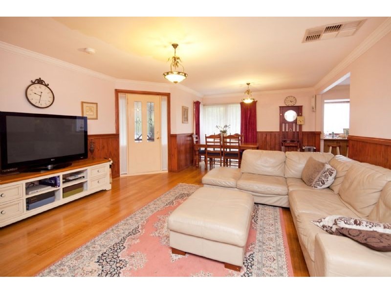 7 WARREN COURT, Dandenong North VIC 3175