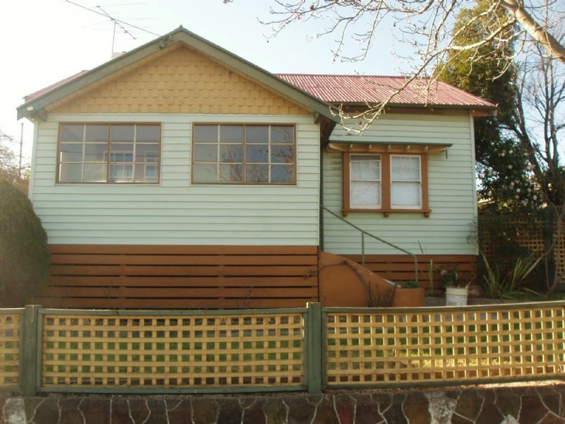 25 BIRDWOOD AVENUE, Dandenong VIC 3175