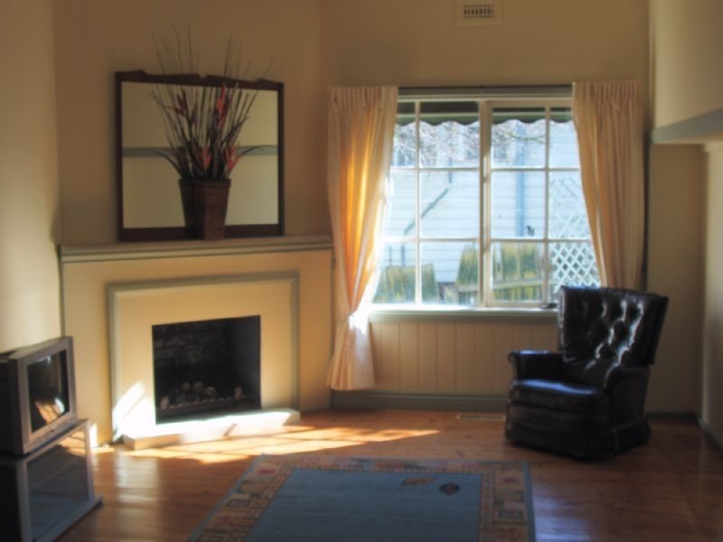 25 BIRDWOOD AVENUE, Dandenong VIC 3175