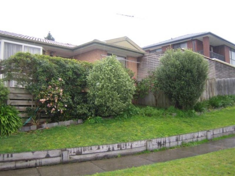 1/34 John Hunter Drive, Endeavour Hills VIC 3802