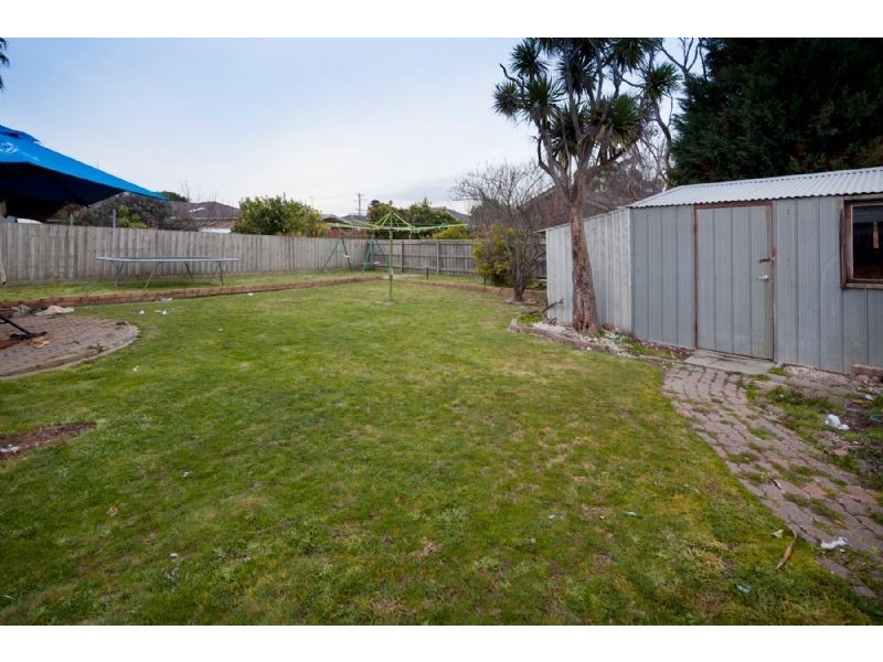 8 ELKINS COURT, Wheelers Hill VIC 3150