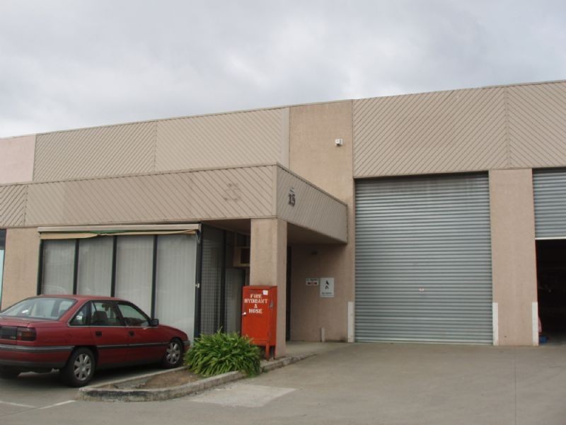 FACTORY 15/18-20 RHUR STREET, Dandenong VIC 3175