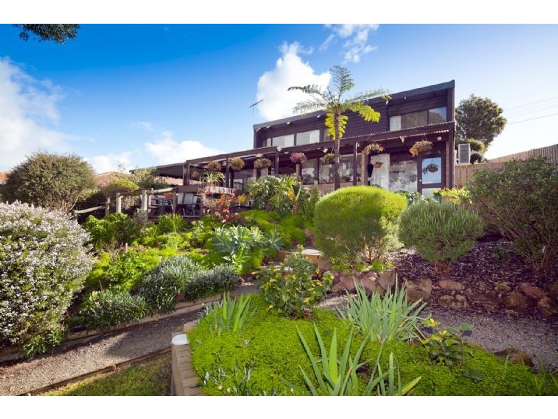 5 GENOA STREET, Dandenong North VIC 3175
