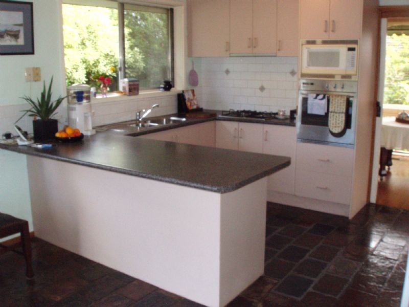 17 DORSET ROAD, Dandenong North VIC 3175