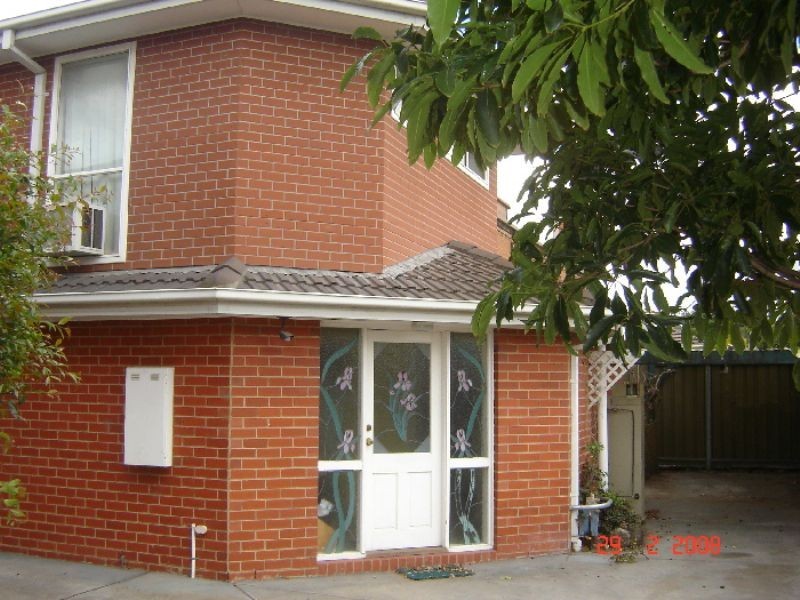 3/4 Margaret Crescent, Dandenong VIC 3175