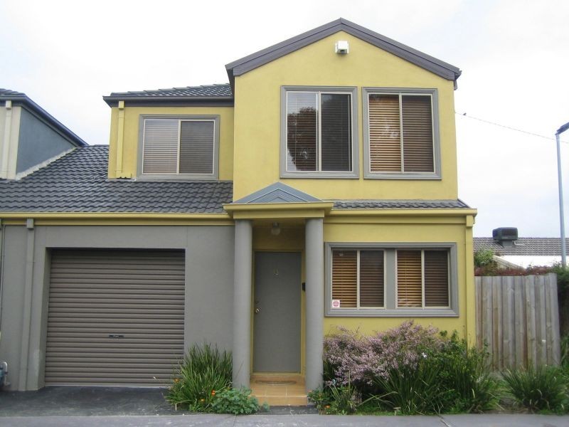 13/32 Stud Road, Dandenong VIC 3175