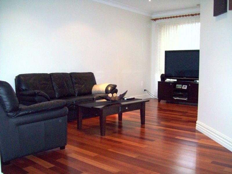 2/32 VICTOR AVENUE, Dandenong North VIC 3175