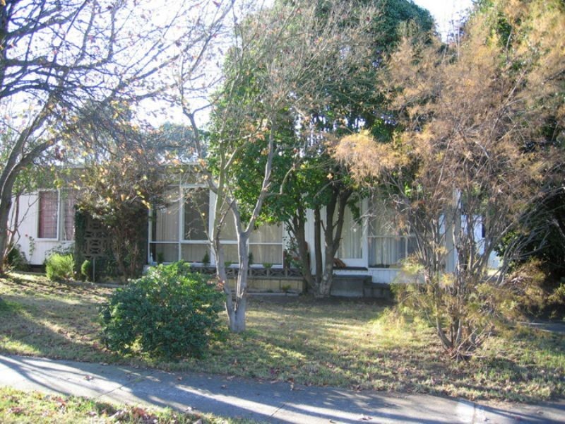 1/6 Edinborough Street, Hallam VIC 3803