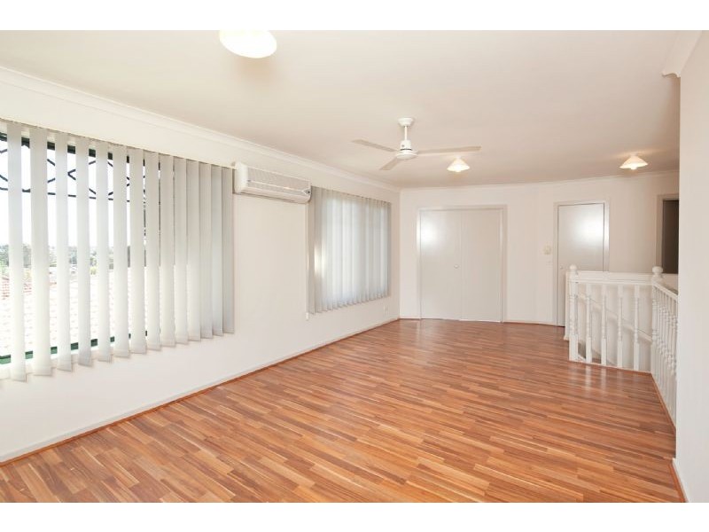 36 JACARANDA STREET, Doveton VIC 3177