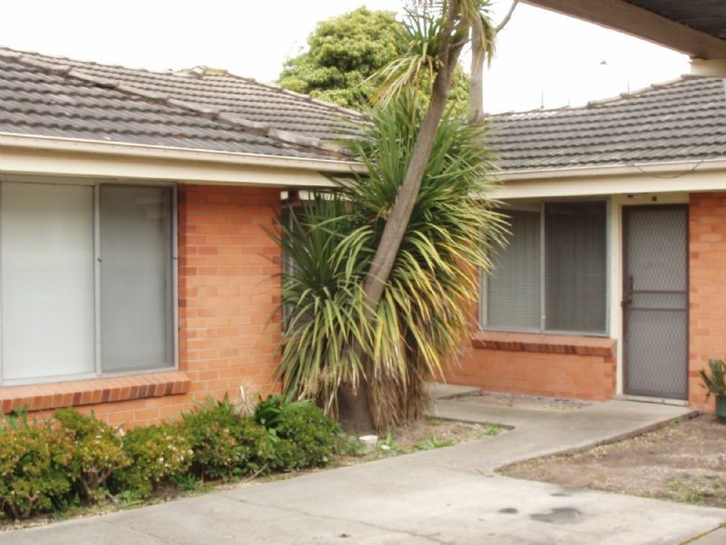 11/27 STUD ROAD, Dandenong VIC 3175