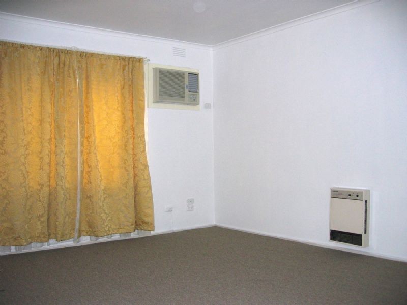 11/27 STUD ROAD, Dandenong VIC 3175