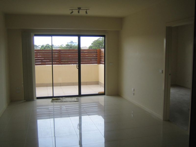 6/12 HUTTON STREET, Dandenong VIC 3175