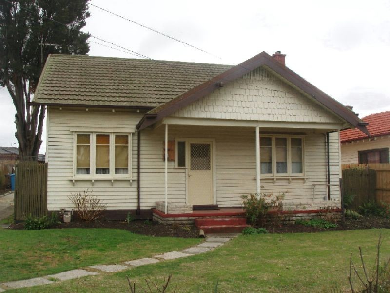 9 Henty Street, Dandenong VIC 3175