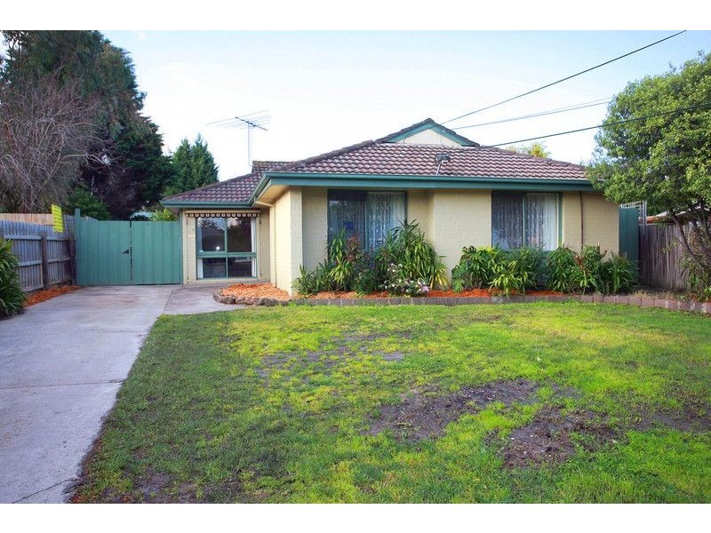 6 URAL COURT, Dandenong North VIC 3175