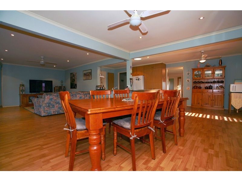 6 URAL COURT, Dandenong North VIC 3175