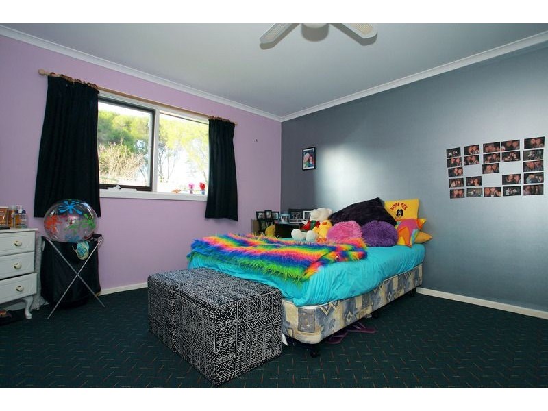 6 URAL COURT, Dandenong North VIC 3175