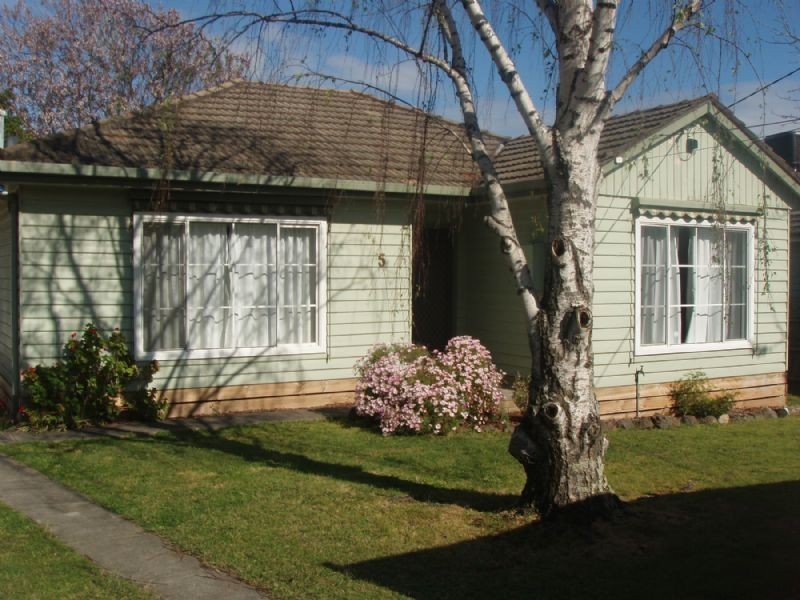 5 Corvi Court, Dandenong VIC 3175