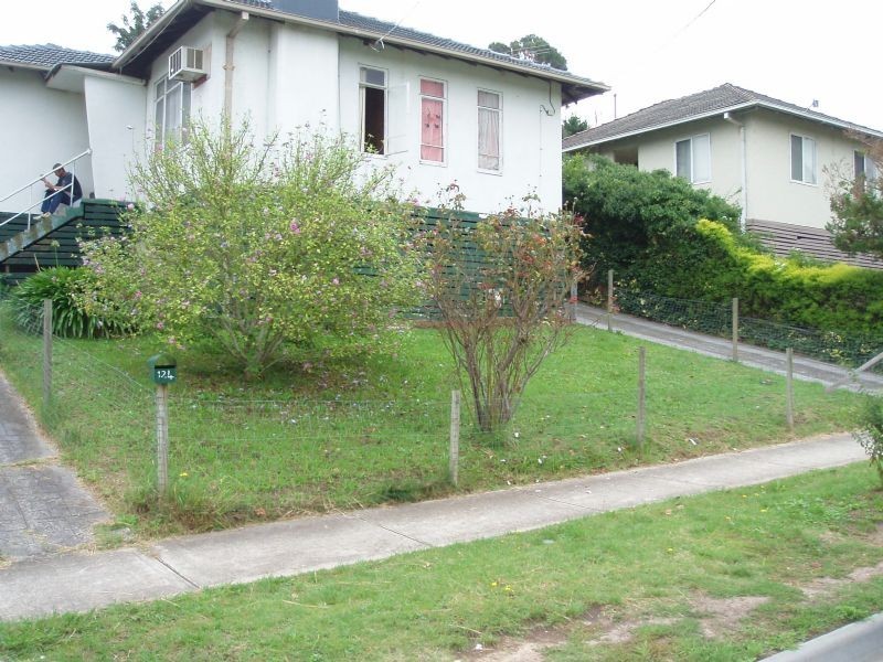 124 Paperbark Street, Doveton VIC 3177