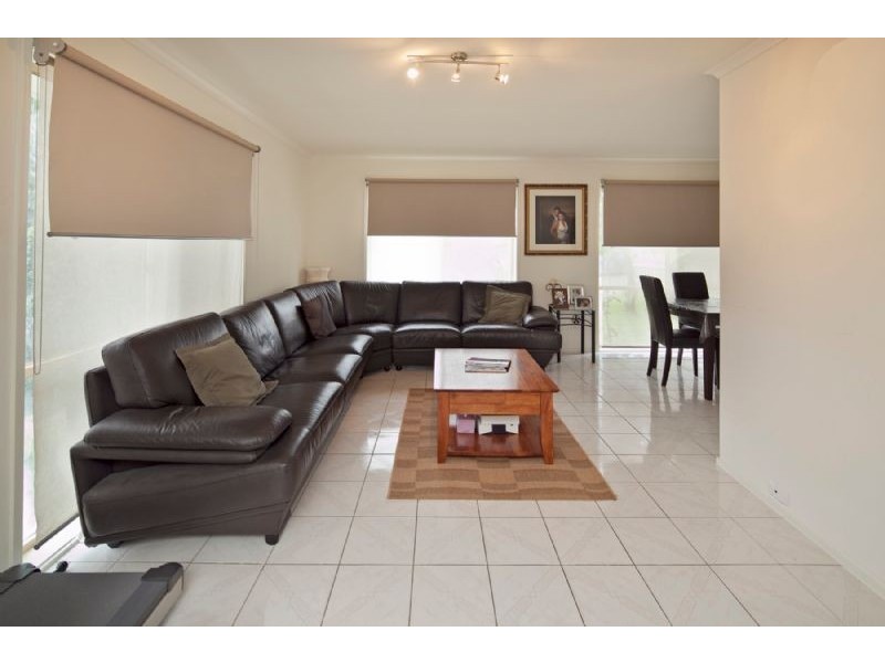 45 MOSSGIEL PARK DVE, Endeavour Hills VIC 3802