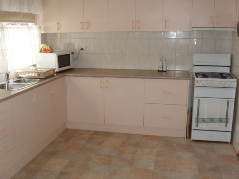 138 POWER RD, Doveton VIC 3177