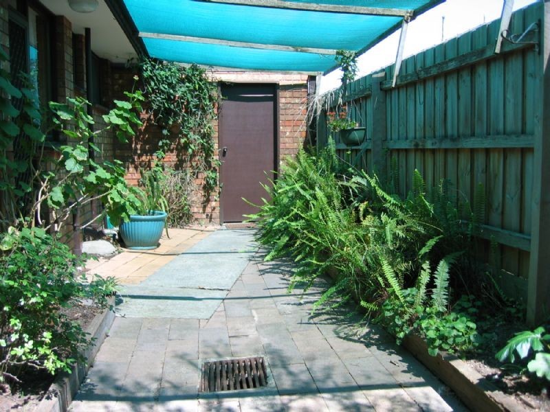 1/104 McCRAE STREET, Dandenong VIC 3175