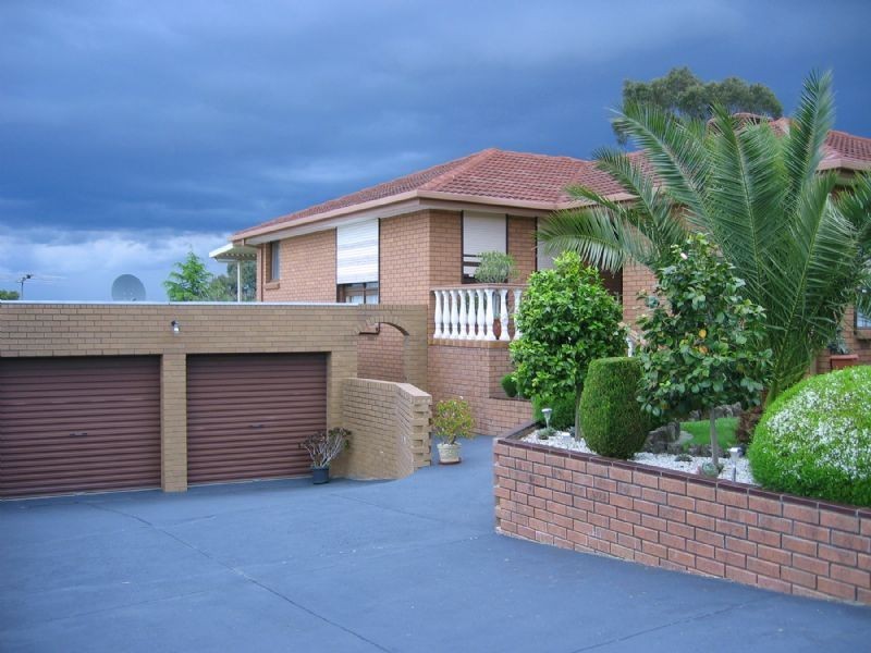 48 CHARLES GREEN AVE, Endeavour Hills VIC 3802