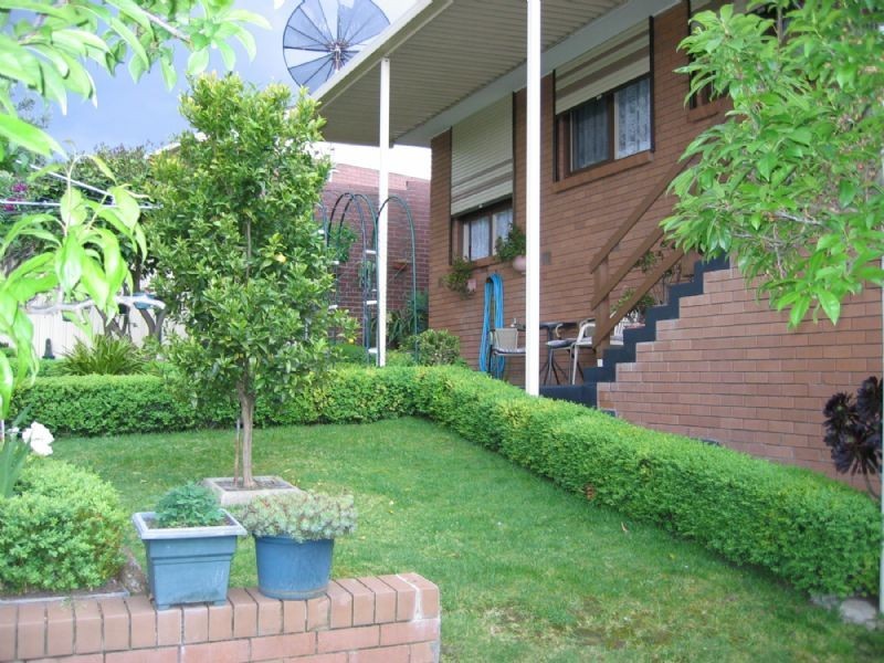 48 CHARLES GREEN AVE, Endeavour Hills VIC 3802