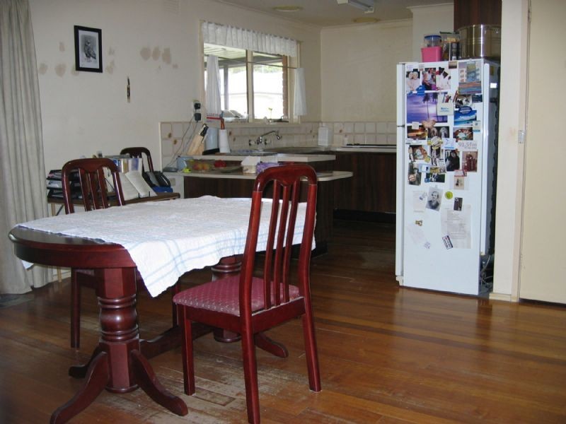 2 McRAE MEWS, Endeavour Hills VIC 3802