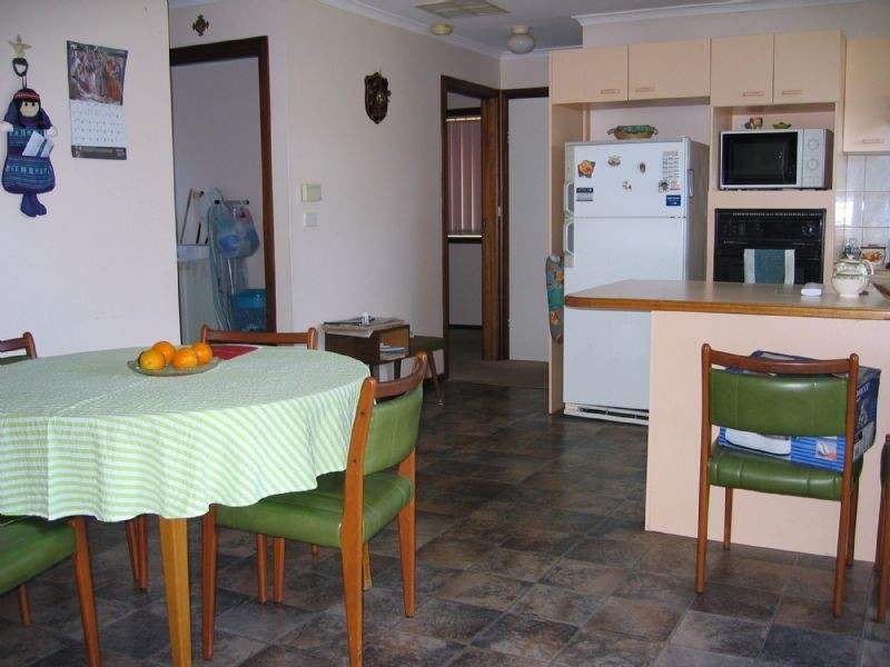 2/5 SIMPSON STREET, Noble Park VIC 3174