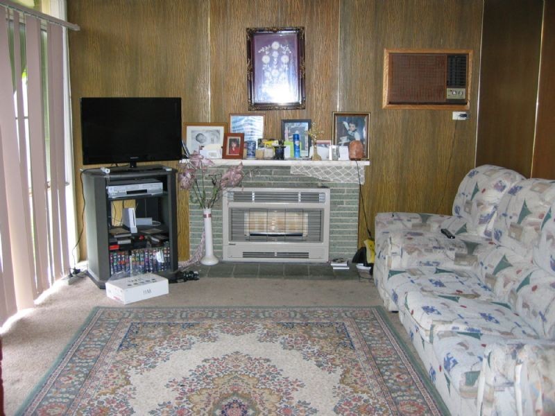 15 ALBERT ROAD, Hallam VIC 3803