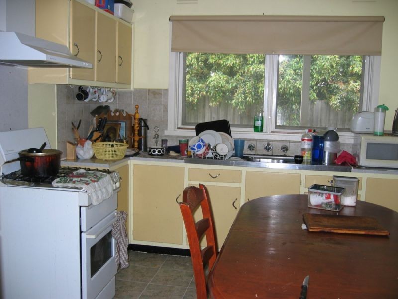 15 ALBERT ROAD, Hallam VIC 3803