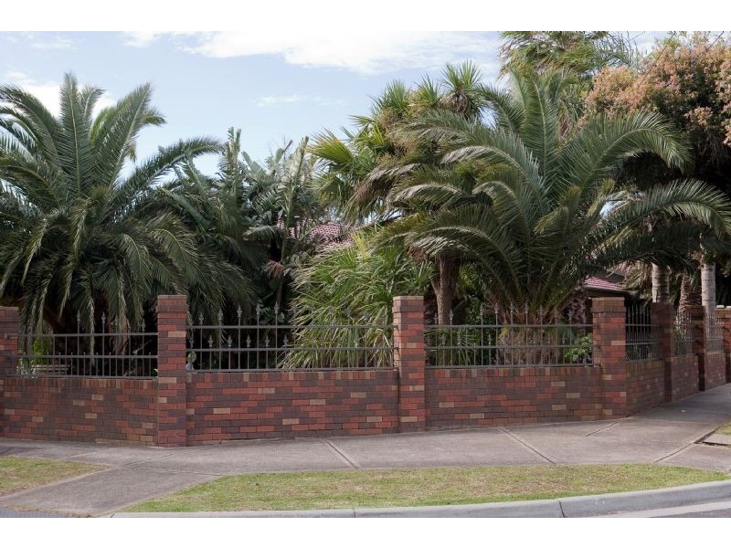 1 MOUNTVIEW AVE, Hallam VIC 3803