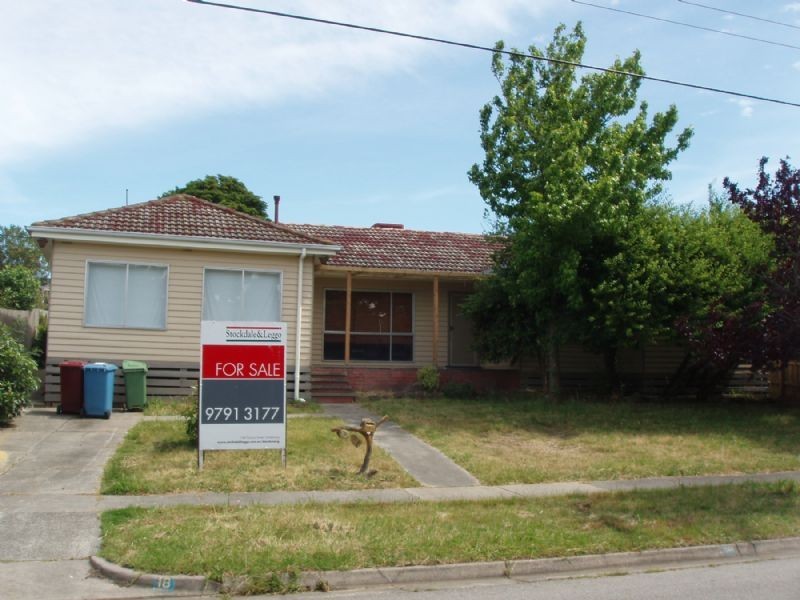 18 GARSIDE ST, Dandenong VIC 3175