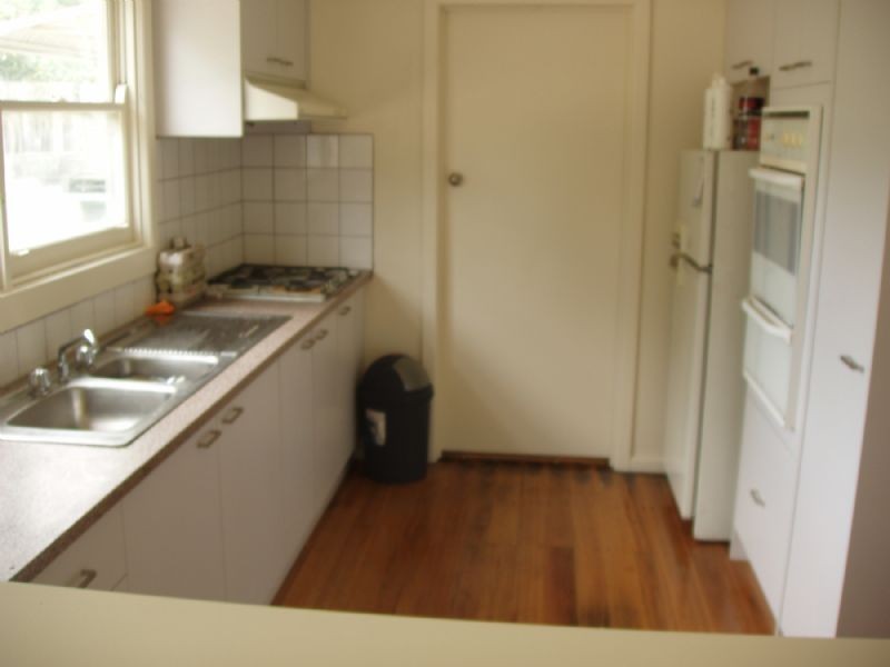 18 GARSIDE ST, Dandenong VIC 3175