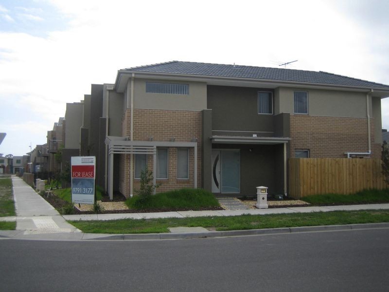 3/34 Everitt Street (Corner Bassett Street), Dandenong VIC 3175