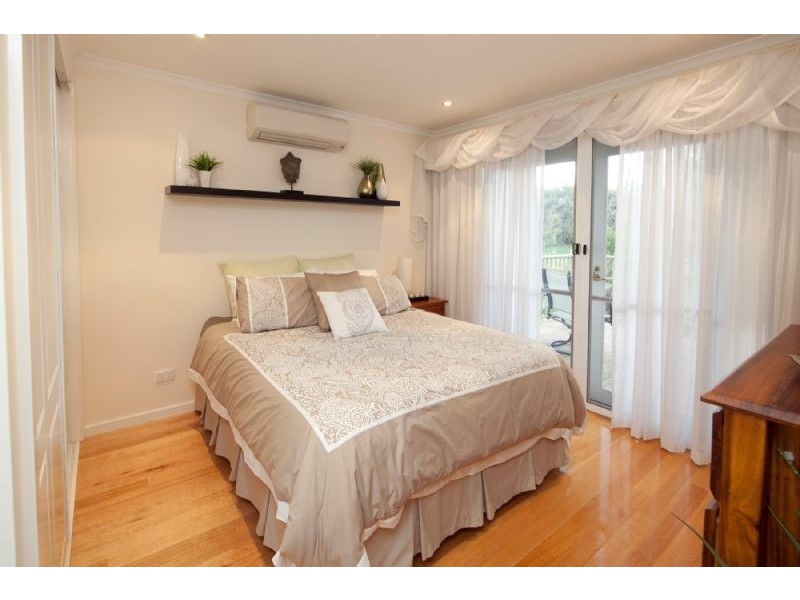 9 TORQUAY COURT, Endeavour Hills VIC 3802