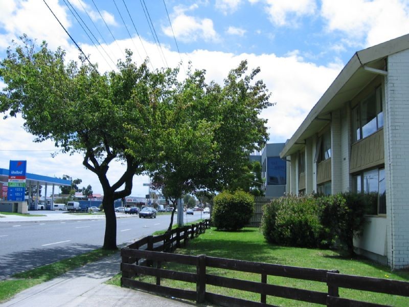 10/1 GRACE PARK AVENUE, Springvale VIC 3171