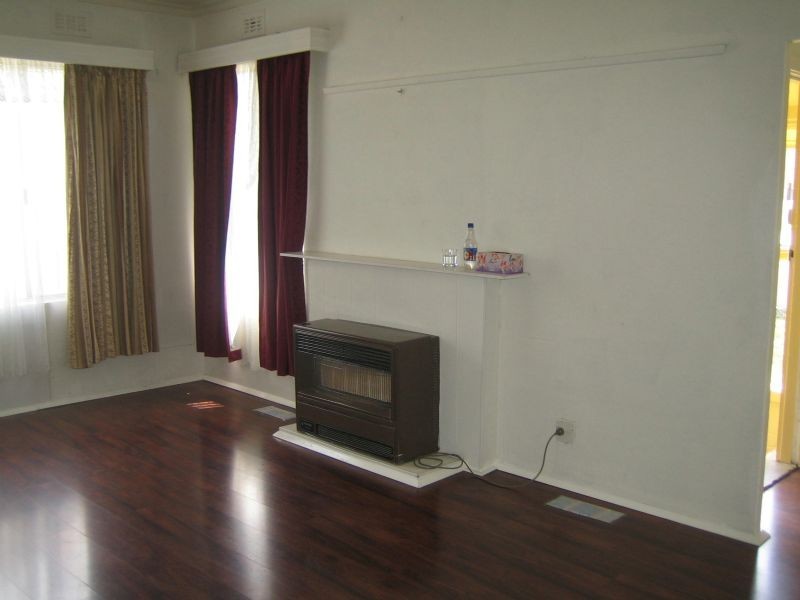 76 Ross Street, Dandenong VIC 3175