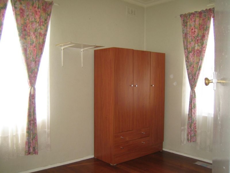 76 Ross Street, Dandenong VIC 3175