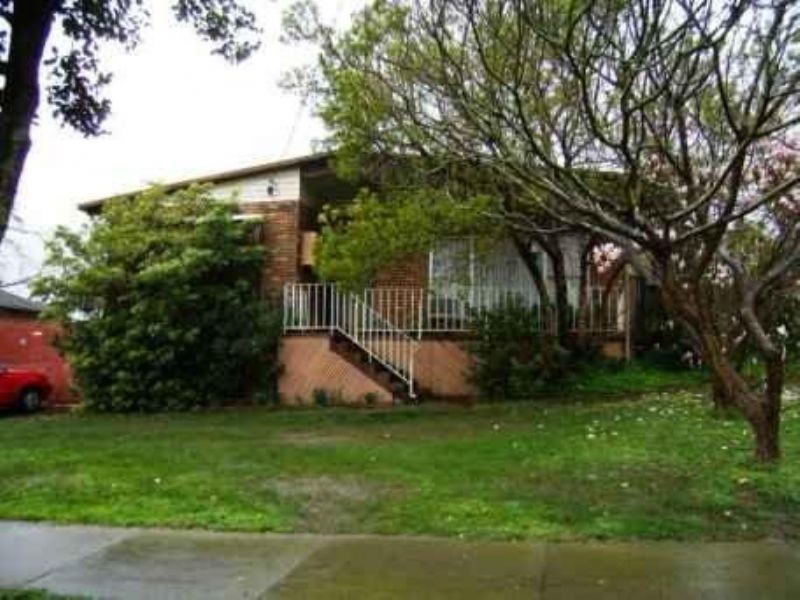 28 NIGRA ST, Doveton VIC 3177