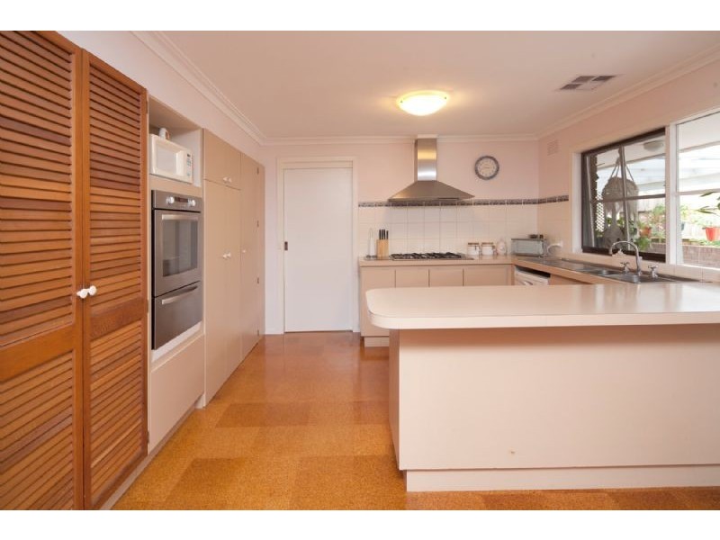 5 BELT TERRACE, Endeavour Hills VIC 3802