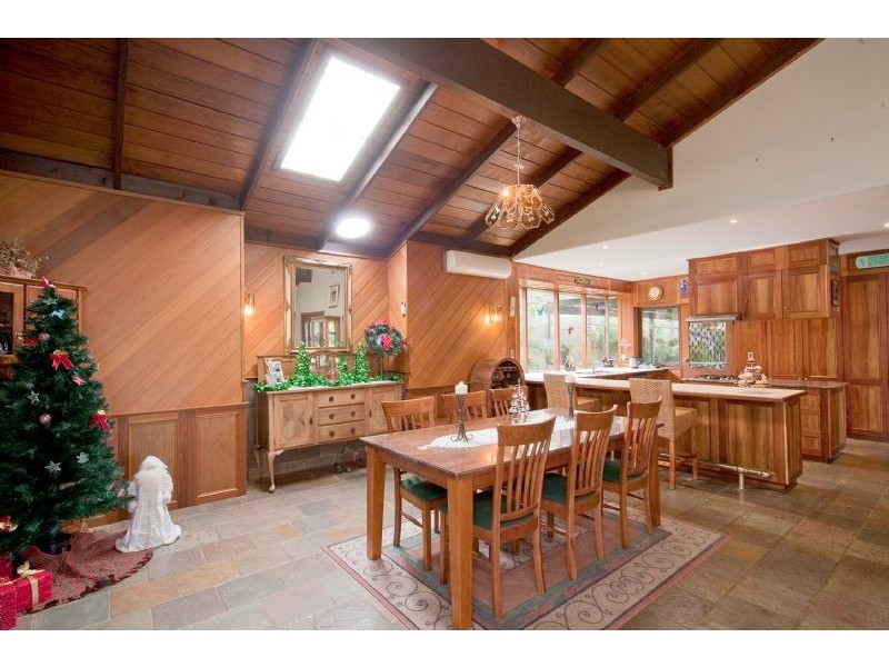 1 MOUNTVIEW AVE, Hallam VIC 3803