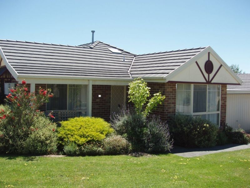 28/8 Monteith Crescent, Endeavour Hills VIC 3802