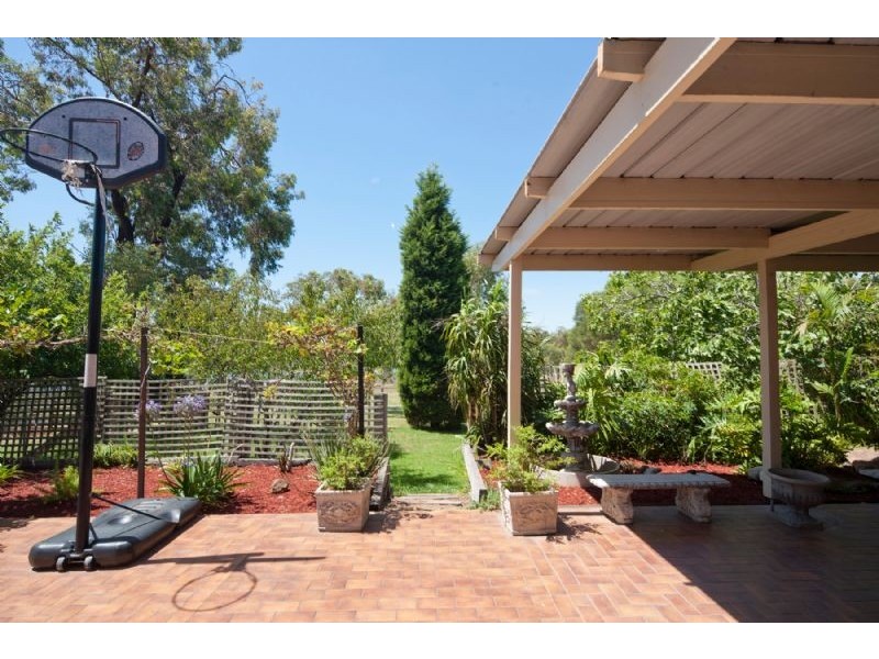 58 SOMERSET DVE, Dandenong North VIC 3175